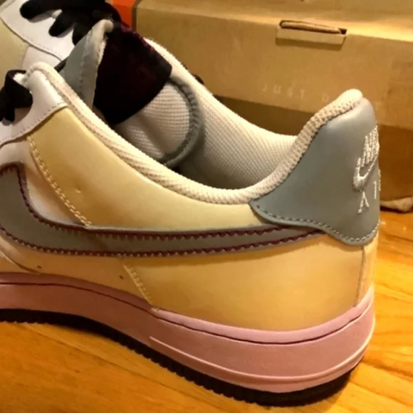 Nike Air Force 1 AF1 Low VINTAGE 2007 SILVER DOLL Men’s Size 10.5 Wmns Size 12 - Picture 3 of 11